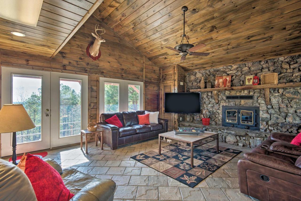 Broken Bow Mountaintop Home With Hot Tub! ภายนอก รูปภาพ