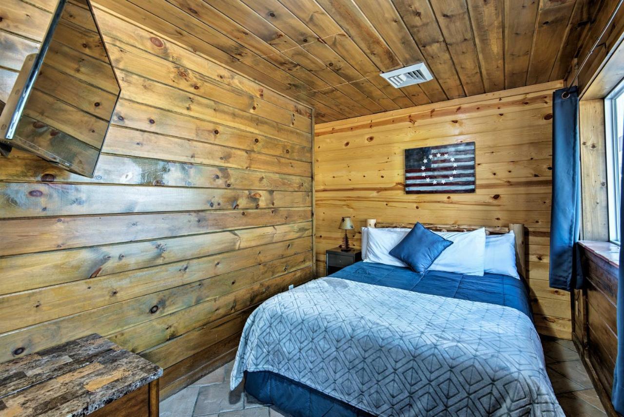 Broken Bow Mountaintop Home With Hot Tub! ภายนอก รูปภาพ